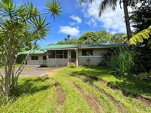 17-4079 Huina Rd #2 Photo 1