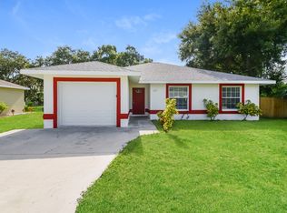 2715 4th Ave E, Palmetto, FL 34221