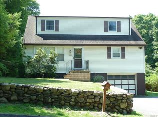 615 New Hempstead Rd, Spring Valley, NY 10977
