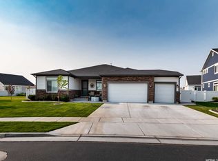 1168 W Tivoli Way, Syracuse, UT 84075