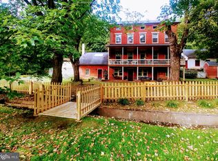 7 E Main St, New Freedom, PA 17355