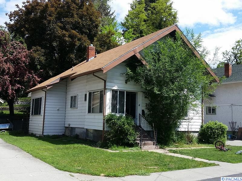 1st image of 203 E Wawawai St