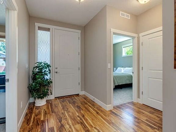 2nd image of 10510 NE 155th Ave