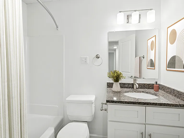 2x2 1150 sqft B1U - Unit 333 - Second Bath 2x2 1150 sqft B1U - Unit 333 - Second Bath