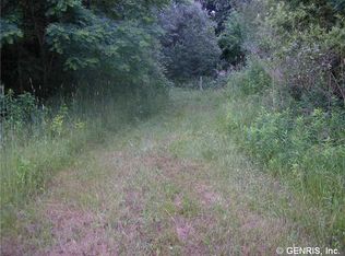 29 Stone Barn Rd, Rochester, NY 14624