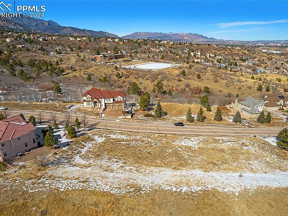 2nd image of 4775 Broadmoor Bluffs Dr