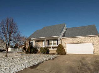 410 Circle Valley Dr, Louisville, KY