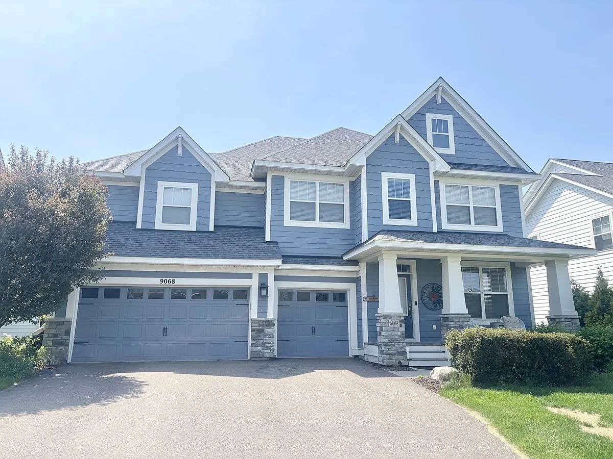 4 bed, 3.5 bath, 3579 sqft, $3,795 — Photo 1