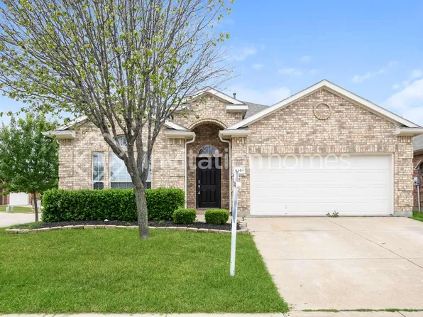 6101 Farrah Dr, Fort Worth, TX 76131