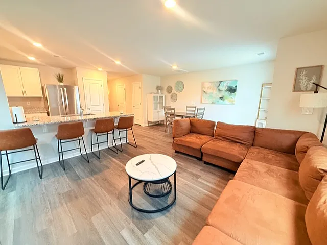 172 Harvest Gold Dr — Photo 4