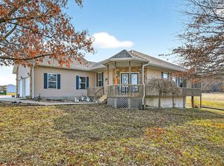 1592 E 431st Road, Bolivar, MO 65613