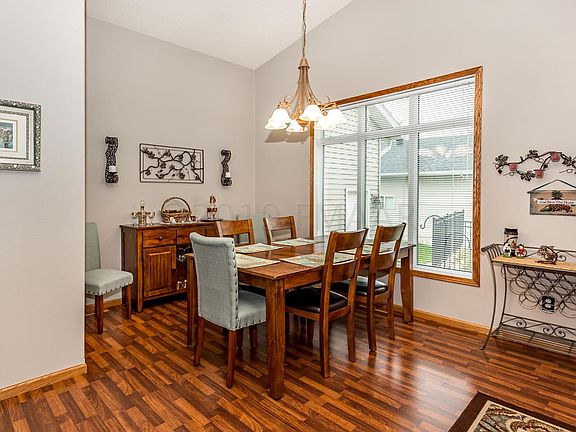3rd image of 470 Westwynd Dr