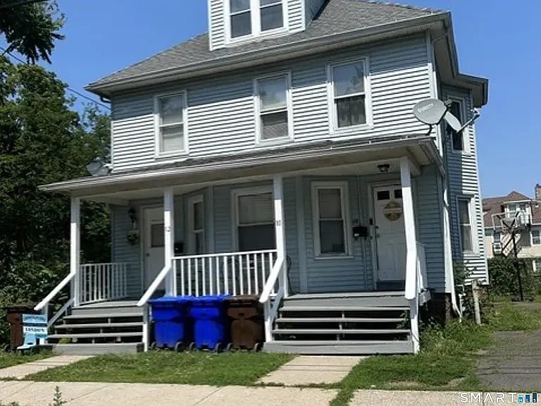 10-12 Glover Pl #2