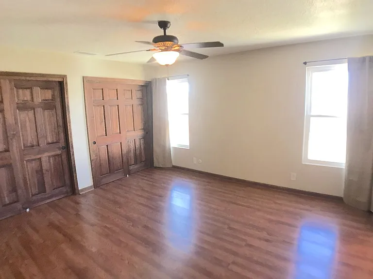 3621 Candlelight Dr NE — Photo 27