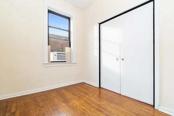 Rented by REAL New York | media 2