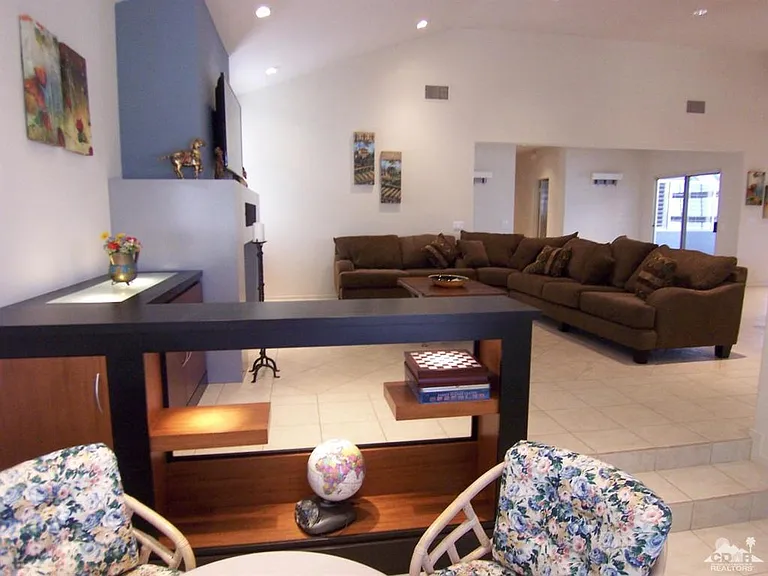 195 Desert Lakes Dr — Photo 12