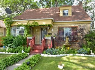 1212 Hickory St, Waukegan, IL 60085