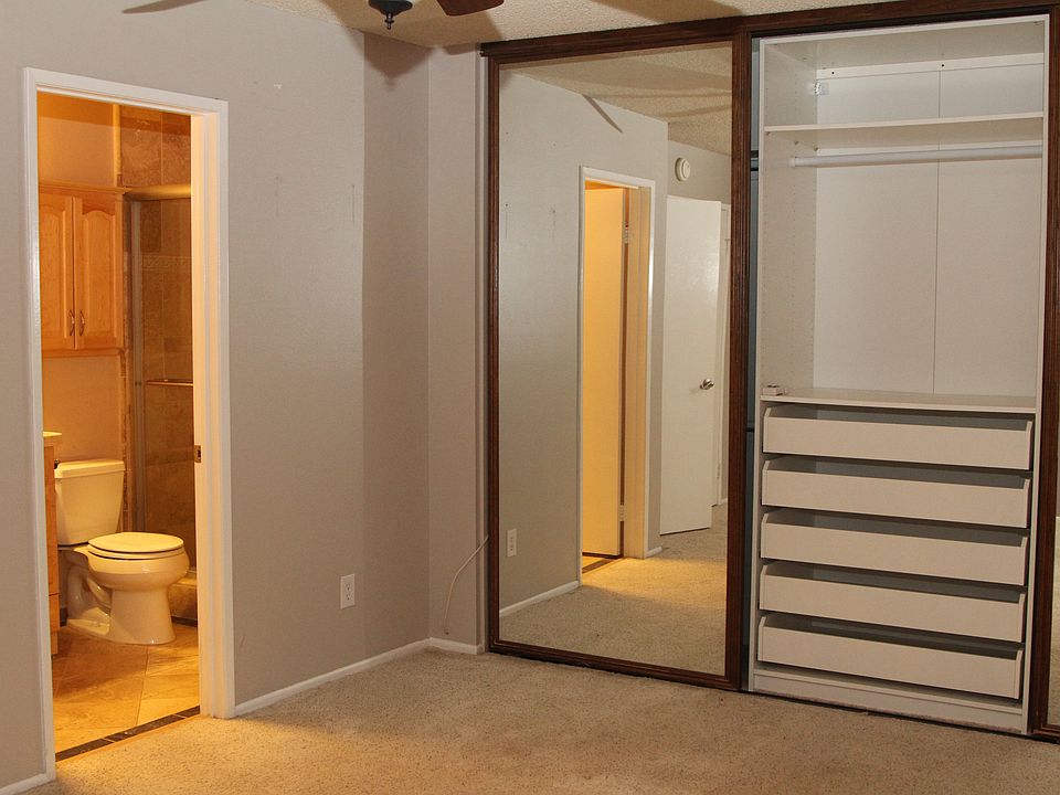 1st image of 25984 Pueblo Dr