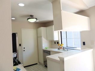 16 Amberleaf #73, Irvine, CA 92614