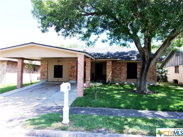 3510 Flamingo Dr, Victoria, TX 77901