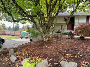 803 N 122nd St #B, Seattle, WA 98133