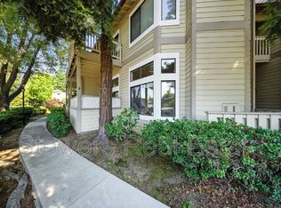3393 Smoketree Commons Dr, Pleasanton, CA 94566
