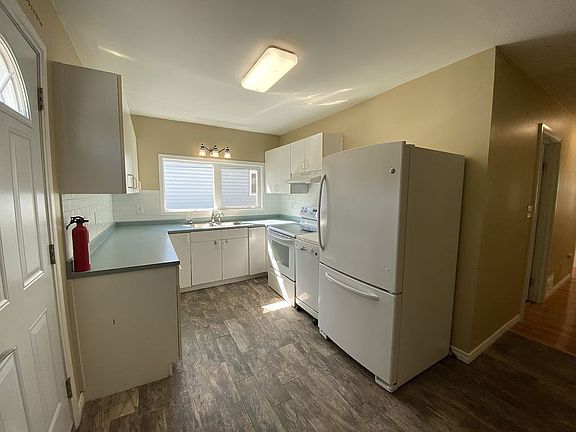 3rd image of 12045 94th St NW