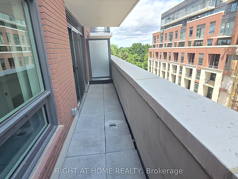 4010 Eglinton Ave W #520 — Photo 13