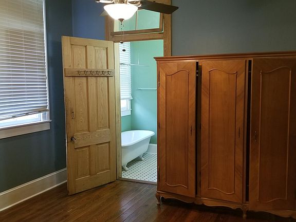 2nd image of 1506 Sauvage St