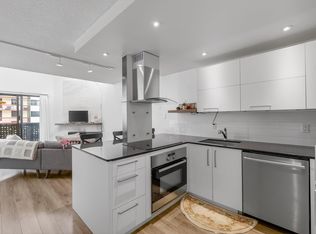 10148 118th St NW #302, Edmonton, AB T5K1Y4