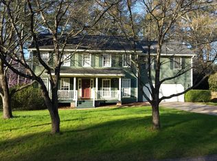 185 Carriage Station Cir, Roswell, GA 30075