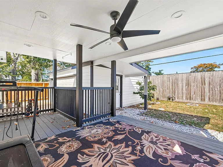 10054 Cedardale Dr — Photo 42