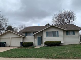4914 N 107th St, Omaha, NE 68134