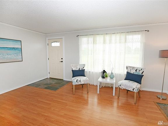 4th image of 1812 SE Lincoln Ave