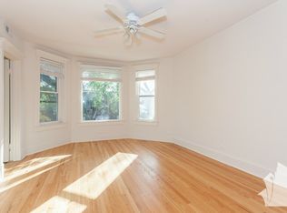 2438 W Wilson Ave #FL2, Chicago, IL 60625