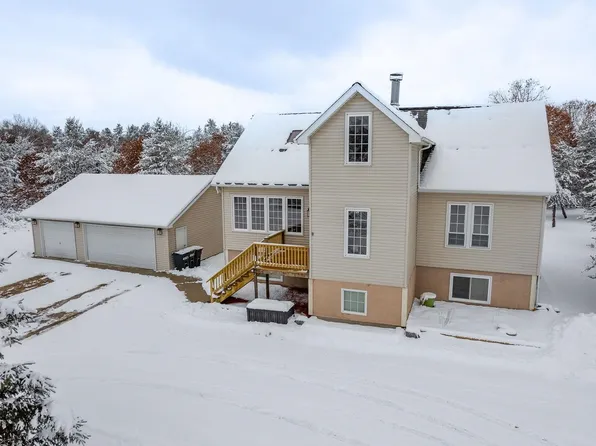 N9871 Padre Pio Dr, Necedah, WI 54646