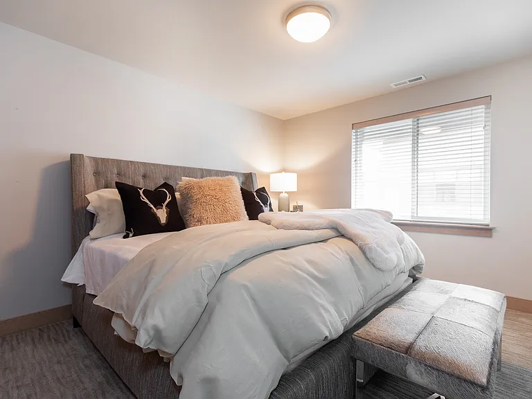 5468 Westmorland Dr — Photo 24