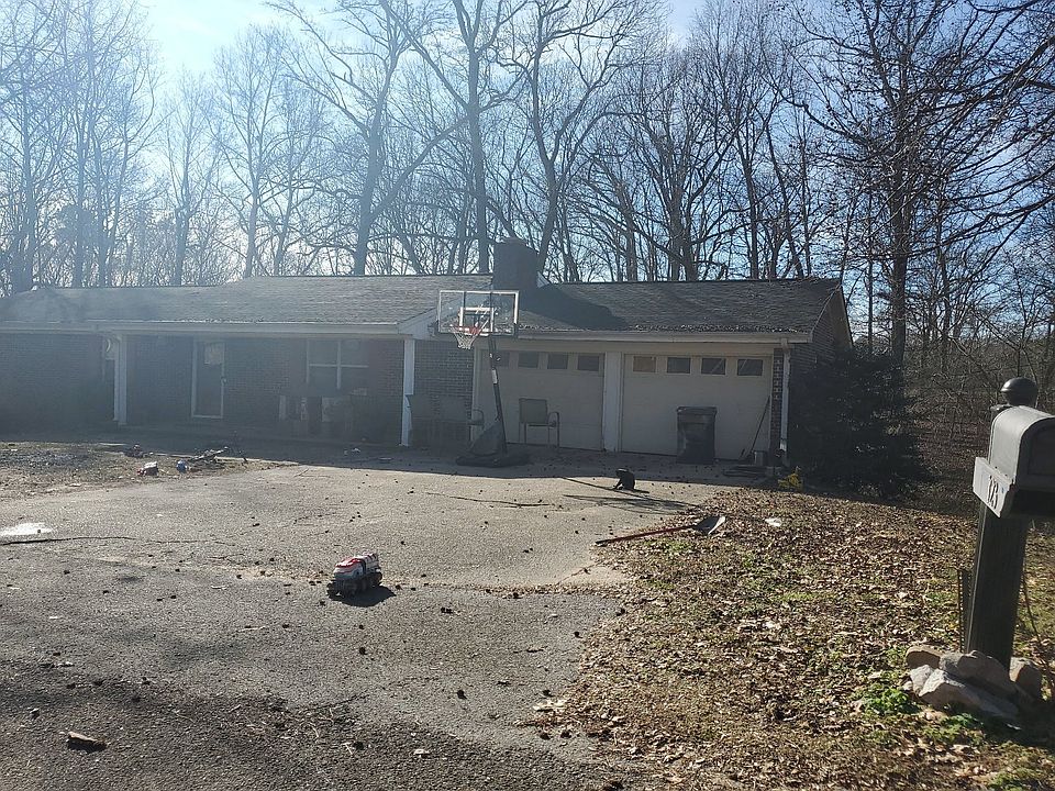 1st image of 123 Thurston Ave