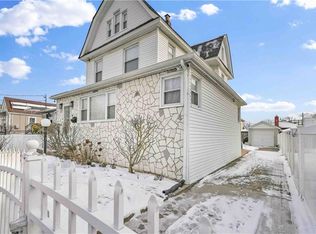 14553 221st St, Springfield Gardens, NY 11413