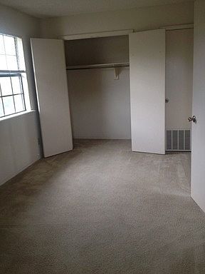 5th image of 2735 Marianne Ln APT C