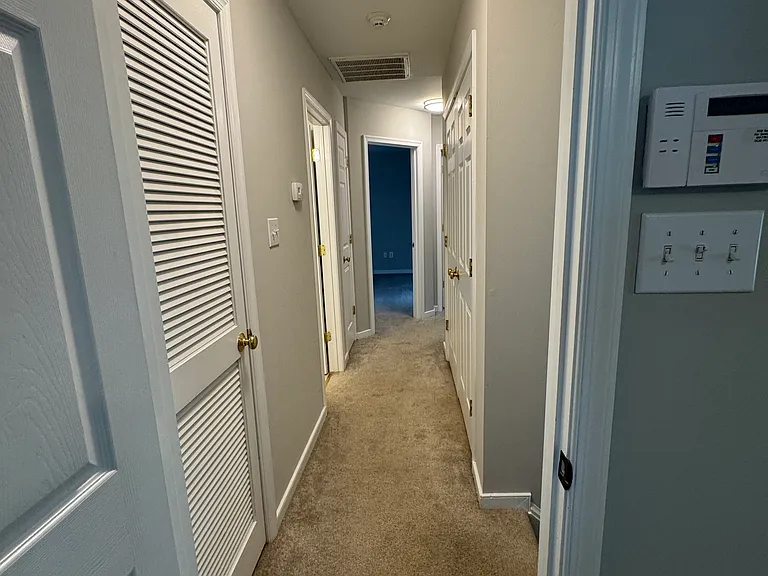 1902 Cornell Ave — Photo 18
