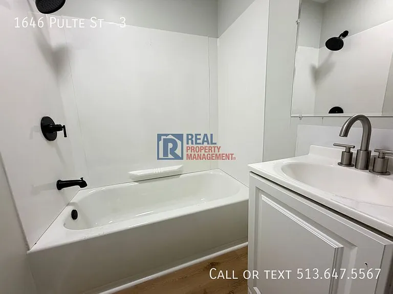 1646 Pulte St #3 — Photo 9
