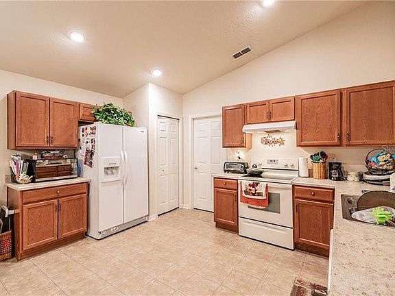 2nd image of 5164 Belmont Park Way