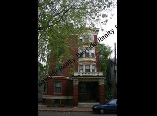 209 Hamilton St APT 4, Cambridge, MA 02139