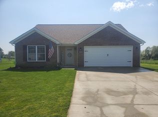 121 Cornerstone Dr, Stamping Ground, KY 40379