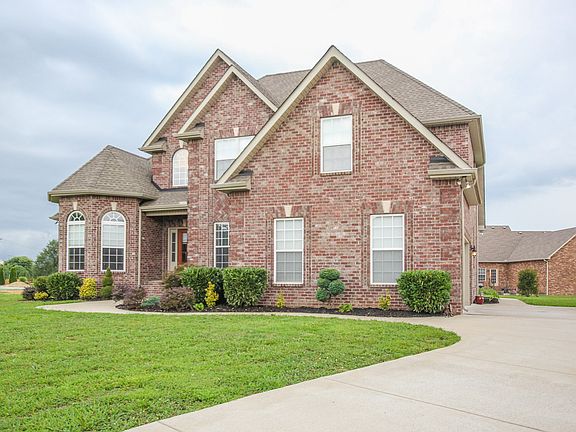 2nd image of 1016 Crowell Dr