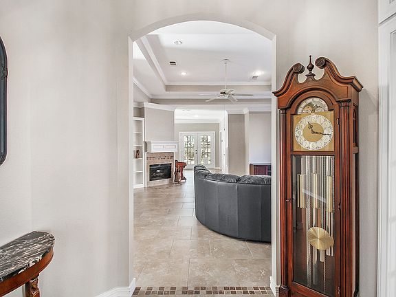 3rd image of 1822 Fantasy Woods Dr