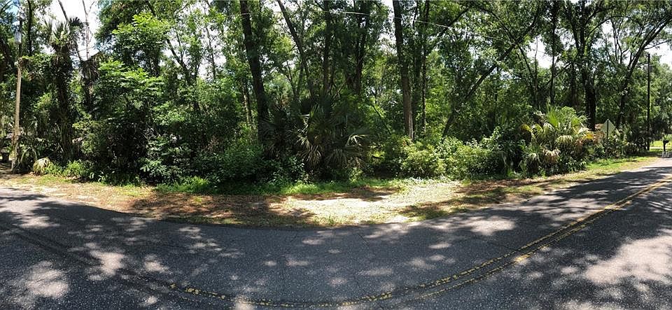 2nd image of 32776 Lochmore Cir