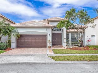 1924 NW 171st Ave, Pembroke Pines, FL 33028