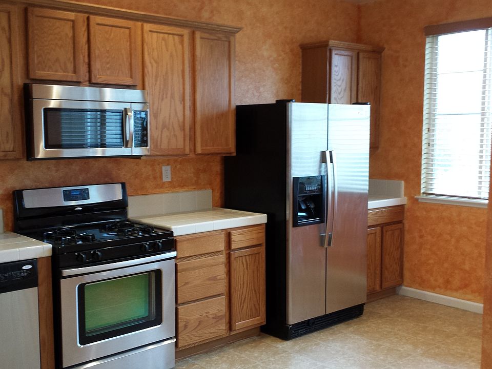 2nd image of 174 Mississippi Dr